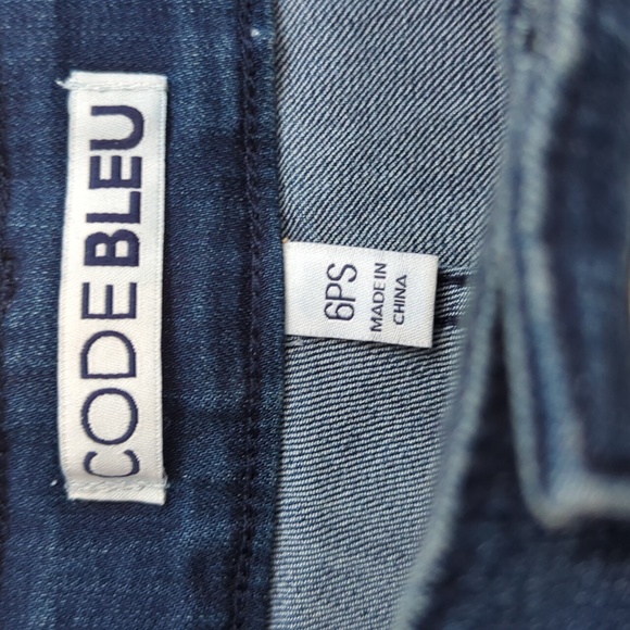 Like New Code Blue Chelsea Classic  Straight Jeans 6P - Picture 4 of 8
